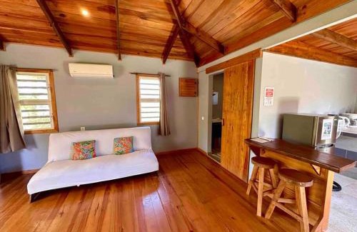 Moorea-Maiao House | Fare Tau - accès direct plage blanc privée