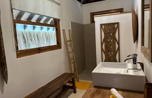 Temae House | Fare Tiaia- Bungalow Tropical Vanaka