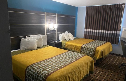 Faribault Hotel | Faribault Hometown Inn & Suites