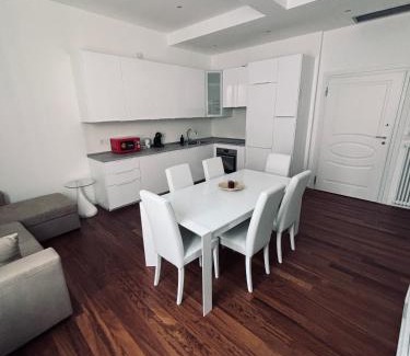 Old Town Apartment | Farini House - next to the academy of modena