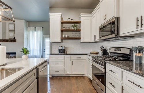Yukon House | Farm Fresh Comfort: Where Modern Meets Moo-velous