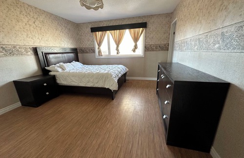 Lyalta Other | Farm House near Calgary, Chestermere & Langdon