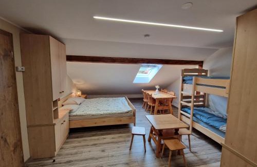 Lasko House | Farm Stay Šolinc