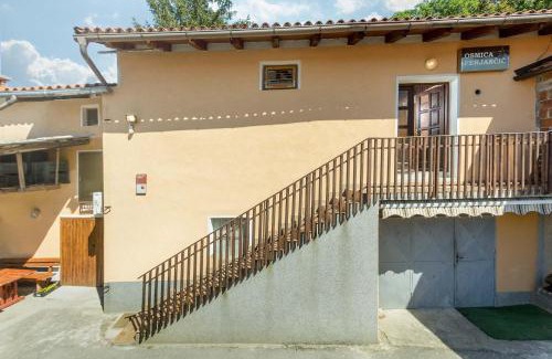 Slap House | Farm Stay Ferjančič