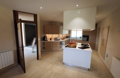 Romans-sur-Isere House | Farm stay in France with Pool, Tennis, Padel and City (football, basketball,.)