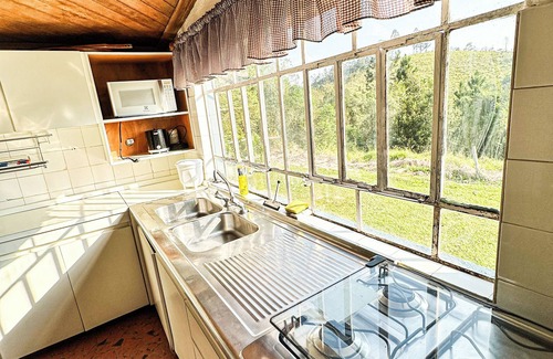 Biritiba-Mirim Other | Farm with easy access - Swimming pool and barbecue