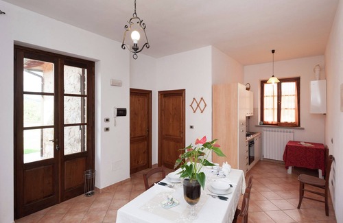 Passignano sul Trasimeno Other | Farmhouse near Lake Trasimeno with Pool