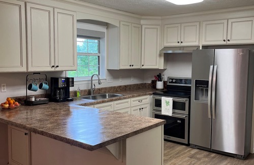 Chickamauga House | Farmhouse - A private sanctuary nHayride included with 3 or more nights