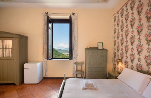 Fisciano Other | Farmhouse 'Camere Familiari' with Mountain View, Wi-Fi and Air Conditioning