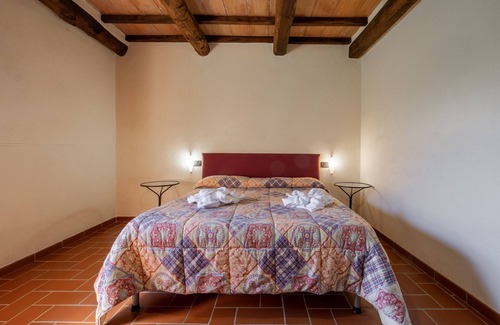 Arcidosso Other | Farmhouse 'Edera' with Shared Pool, Shared Garden and Wi-Fi