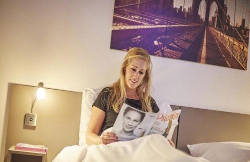 Roggel Villa | Farmhouse in Limburg with Sauna & BBQ Terrace