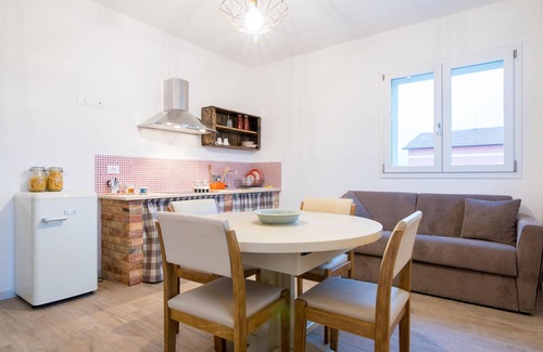 Fermo Apartment | Farmhouse in Marche with Pool near Adriatic Sea