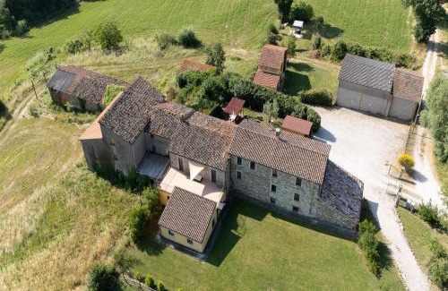 Frontino House | Farmhouse in Marche with Private Pool