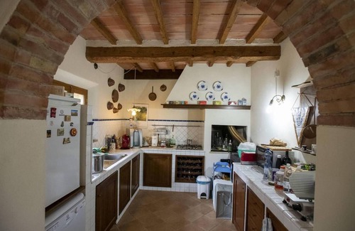 San Quirico d'Orcia House | Farmhouse in San Quirico d'Orcia with swimming pool