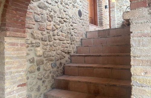 San Macario In Monte Apartment | Farmhouse La Peschiera apartment Limonaia prov. of Siena and san Gimignano