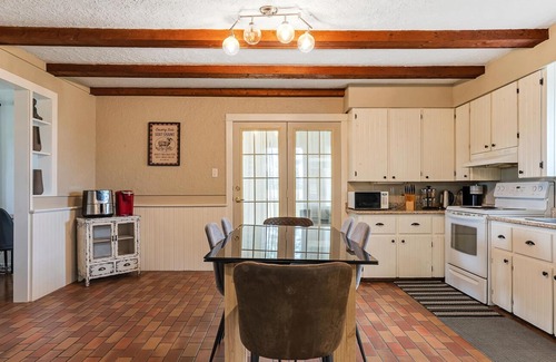 Melancthon Other | Farmhouse Nestled in a beautiful area.