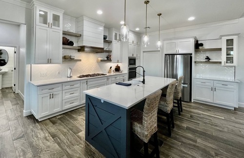 Edmond House | Farmhouse retreat near Edmond and Guthrie. Downtown OKC only 40 mins away.