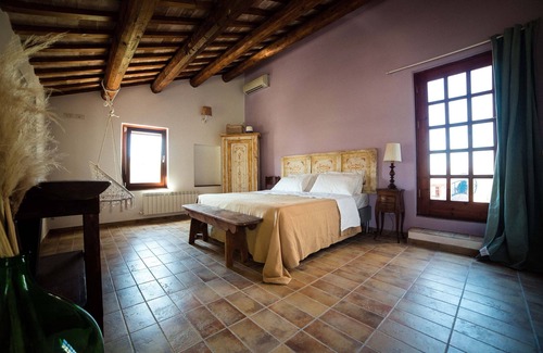 Monterubbiano House | Farmhouse surrounded by unspoiled nature
