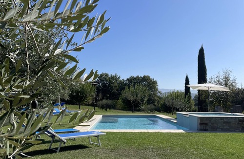 Fratta Apartment | Farmhouse with pool il Tiglio