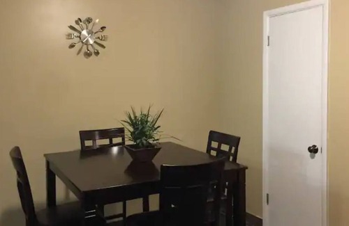 Millcreek House | Fast WIFI, Great/Cozy/Work-Remote, Comfy Q beds!