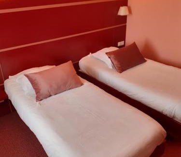 Montmarault Hotel | Fasthotel Montmarault