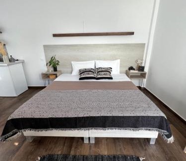 Massouri Apartment | Fatolitis Studios