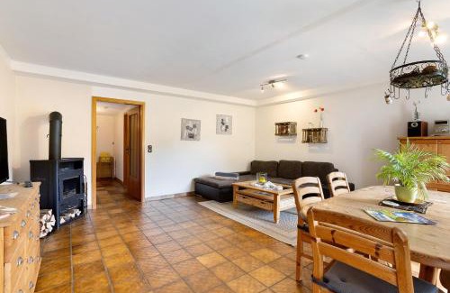Eimelrod Apartment | Faustmann