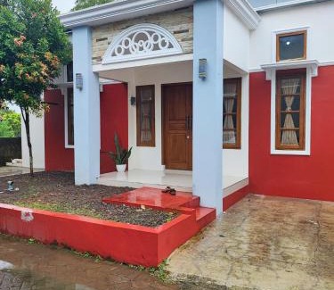 Purwokerto House | Favian Homestay