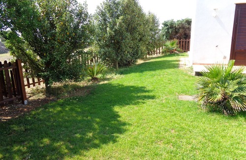 Favignana Villa | Favignana House with garden