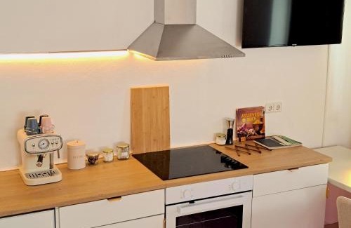 Kilianstadten Apartment | Favorite Place I ART STUDIO I Workspace I nähe Frankfurt I Messe