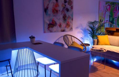 Kilianstadten Apartment | Favorite Place I ART STUDIO I Workspace I nähe Frankfurt I Messe