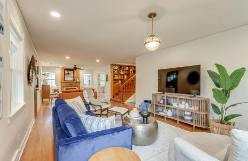 Fayetteville House | Fayetteville Home about 2 Blocks to Dickson Street!