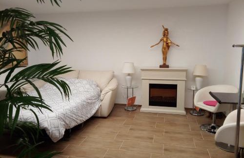 Tiefgraben House | FeApp Souterrain Pennen & Parken