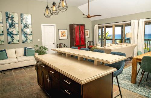 Tibbett's Turn Apartment | Featherstone Upstairs Apartment, Cayman Brac