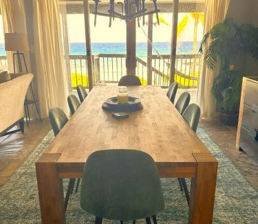Tibbett's Turn Apartment | Featherstone Upstairs Apartment, Cayman Brac