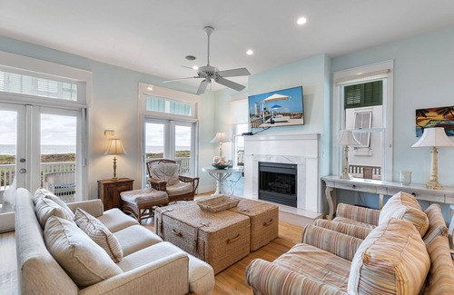 The Shores House | Featured in Coastal Living Magazine "Palm House" in Shores Division
