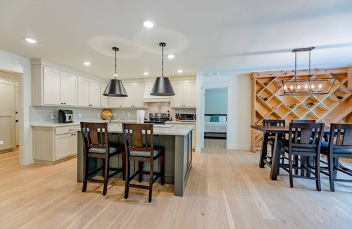 Bella Vista House | Featured On HGTV! Private Lake Access! MTB Trails!