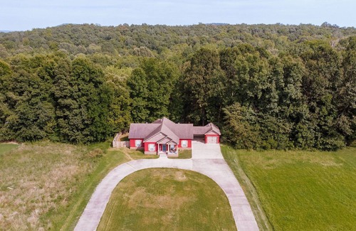Pangburn House | February & March Specials! See Listing For Details!