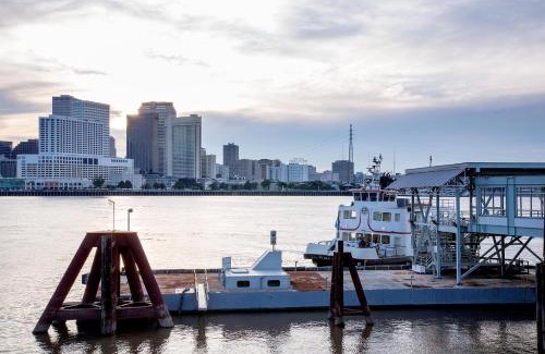 U.S. Naval Base Hotel | Federal City Inn & Suites
