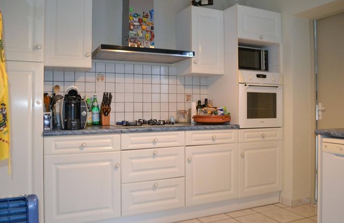Seyresse House | Feel at home in this family vacation home with swimming pool!