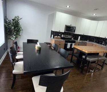 Albany Park House | Feel at home