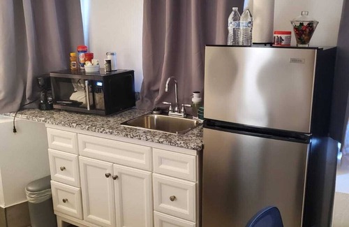 Highpoint Apartment | FeelAtHome
