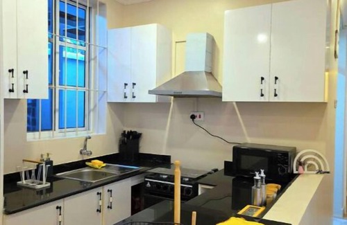 Dar es Salaam Apartment | Fefe's 2BR Apartment with Swimming Pool