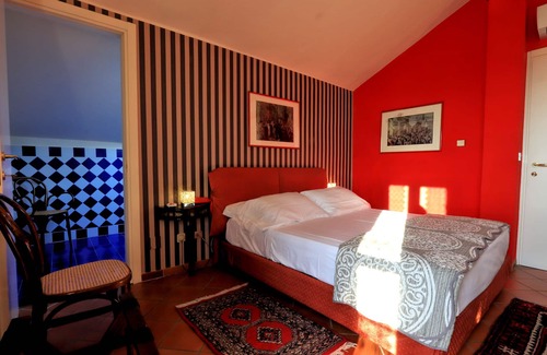 Monforte d'Alba Hotel | Felicin - Villa Stella