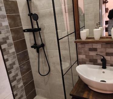 Gyula Apartment | Feliz apartman