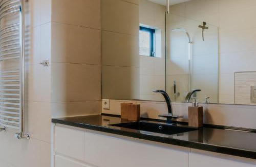 Reykholt Hotel | Fellskotshestar Guesthouse