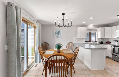 Kimberly House | Fenced yard, 3 BR, 2 King Beds, Shuffleboard, +2 car garage, Dog friendly, Grill