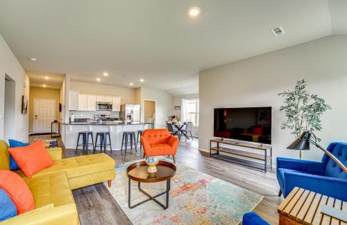 Siloam Springs House | Fenced Yard and 2 Mi to Dtwn Siloam Springs Home