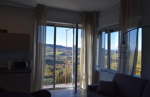 Castiglione Falletto Apartment | Fenocchio's House- Green Apartment