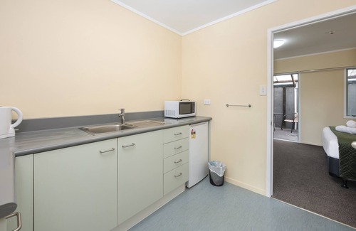 Fenton Street Hotel | Fenton Court Motel